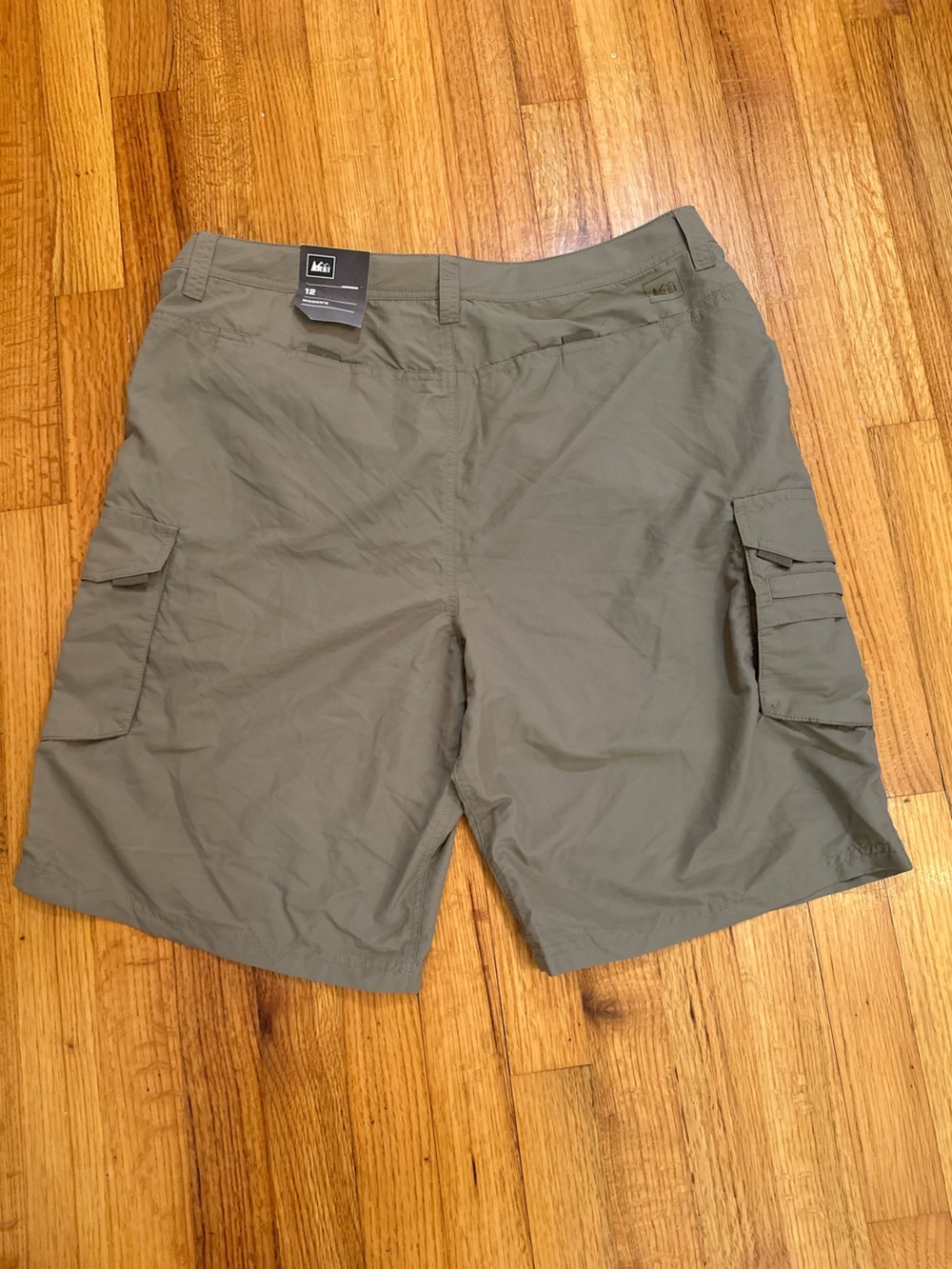 REI Cargo Shorts Women SAHARA Size 12 Inch Pockets 100% Nylon Hike - Picture 5 of 10
